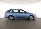 Škoda Octavia (2014) 1.6 TDI, Serv.kniha, Tempomat - náhled 6