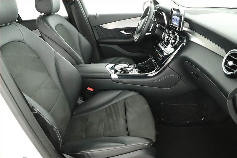 Mercedes-Benz GLC (2018) 220 d 4MATIC - fotka 7 z 21