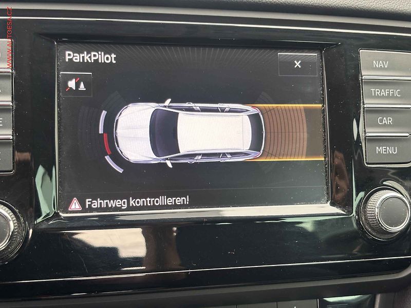 Škoda Octavia (2015) 2.0 TDi, Ambition, +kola - fotka 14 z 17