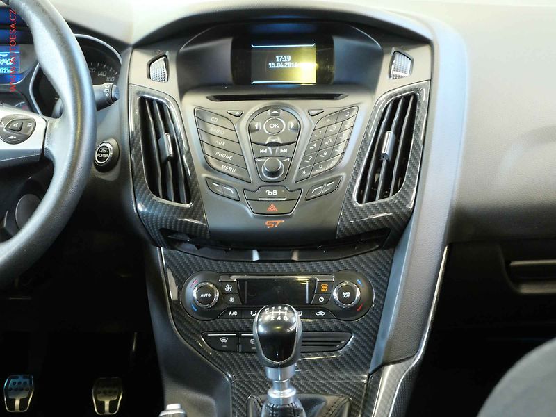 Ford Focus (2012) 2.0TDCi, ČR, Xenon, AC - fotka 9 z 21