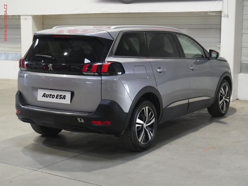 Peugeot 5008 (2020) 1.5 HDi, AT - fotka 4 z 20