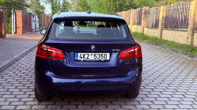 BMW Řada 2 (2018) 218i Active Tourer - fotka 5 z 11
