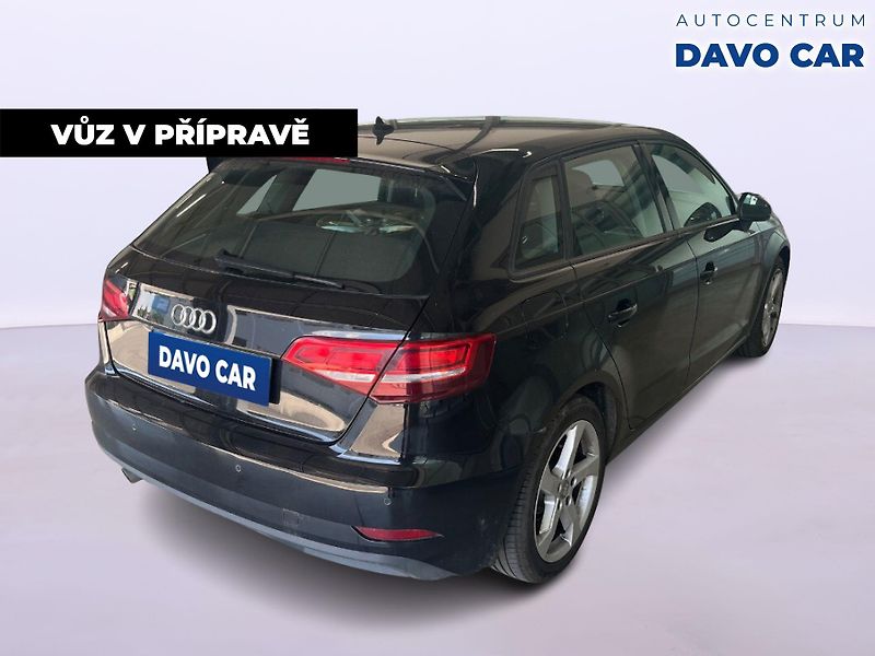 Audi A3 1,6 TDI 85 kW Sportback CZ - fotka 3 z 12