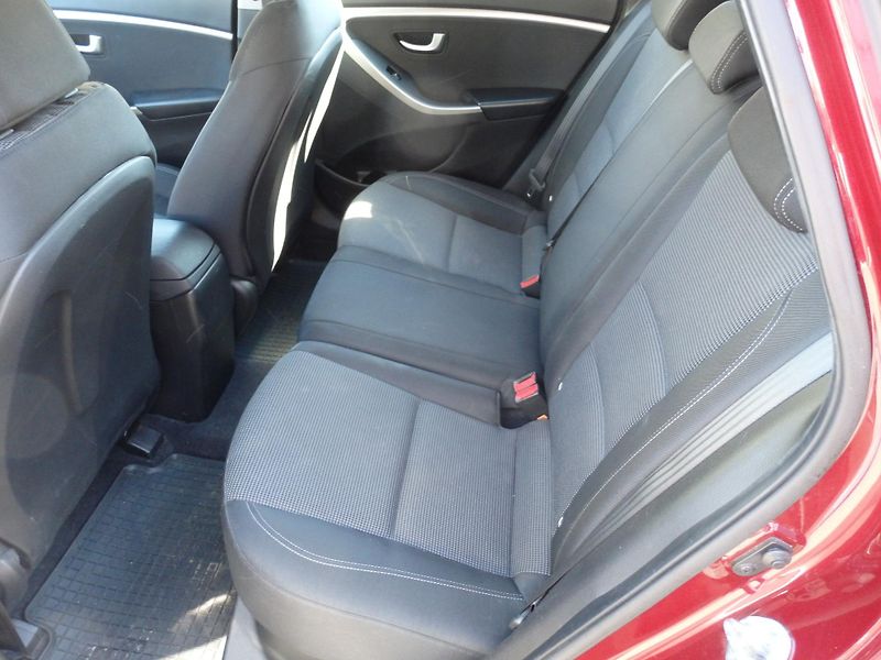 Hyundai i30 (2016) 1.6i 88kw kombi - fotka 6 z 7