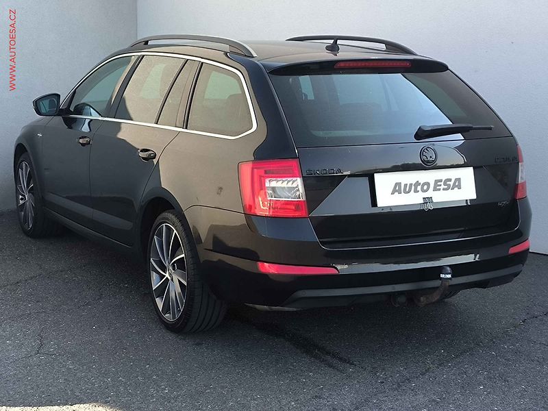 Škoda Octavia (2016) 2.0 TDi 4x4, DSG, navi, temp - fotka 5 z 25