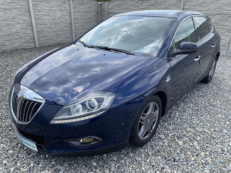 Lancia Delta 2.0JTD 165PS SPORT NAVI SERVIS - fotka 16 z 169