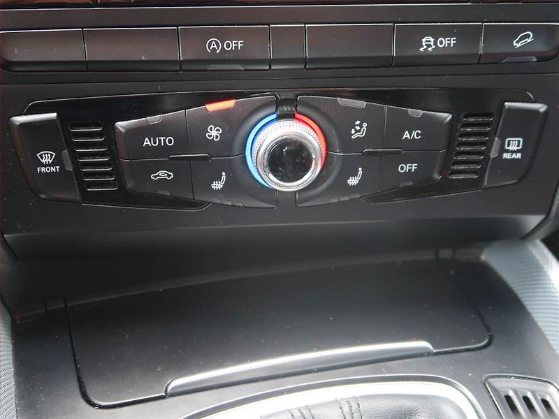 Audi Q5 (2015) design 2.0 TDI, 4X4, Automat - fotka 17 z 20