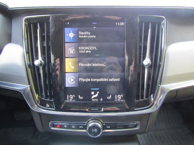 Volvo V90 (2018) D5 AWD POLESTAR 173kW - fotka 35 z 43