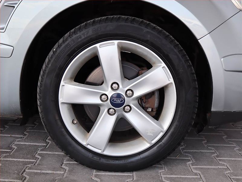Ford S-MAX (2006) 2.0 TDCi, Park. senzory - fotka 14 z 16