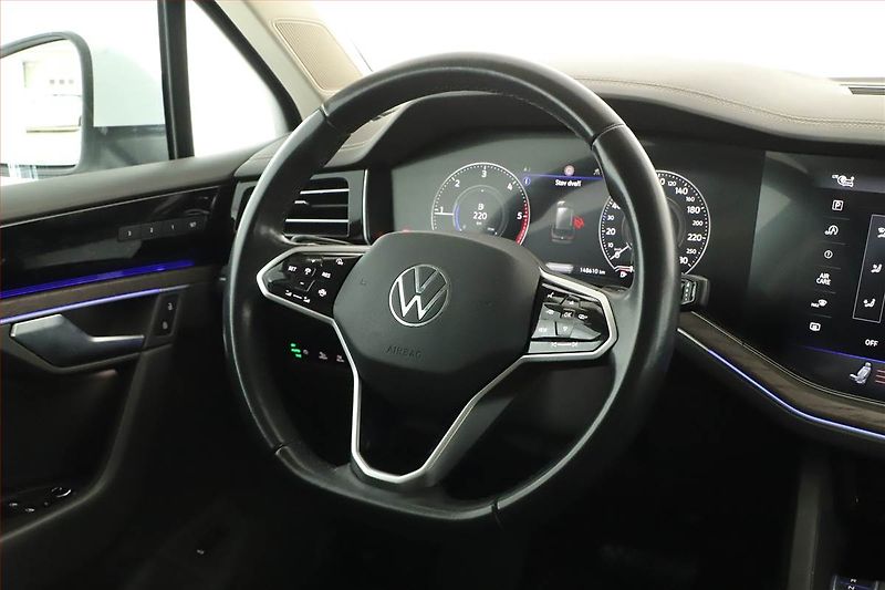 Volkswagen Touareg (2022) 3.0 TDI - fotka 20 z 23
