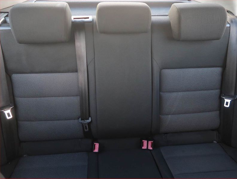 Škoda Octavia (2006) Ambiente 1.9 TDI, Serv.kniha - fotka 10 z 16