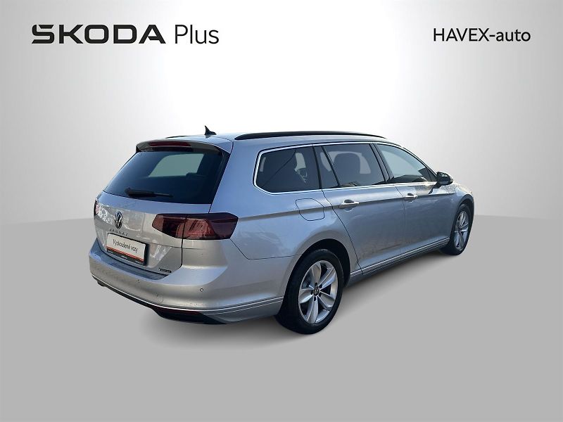 Volkswagen Passat (2023) Variant 2.0 TDI 4x4 DSG Busine - fotka 2 z 34