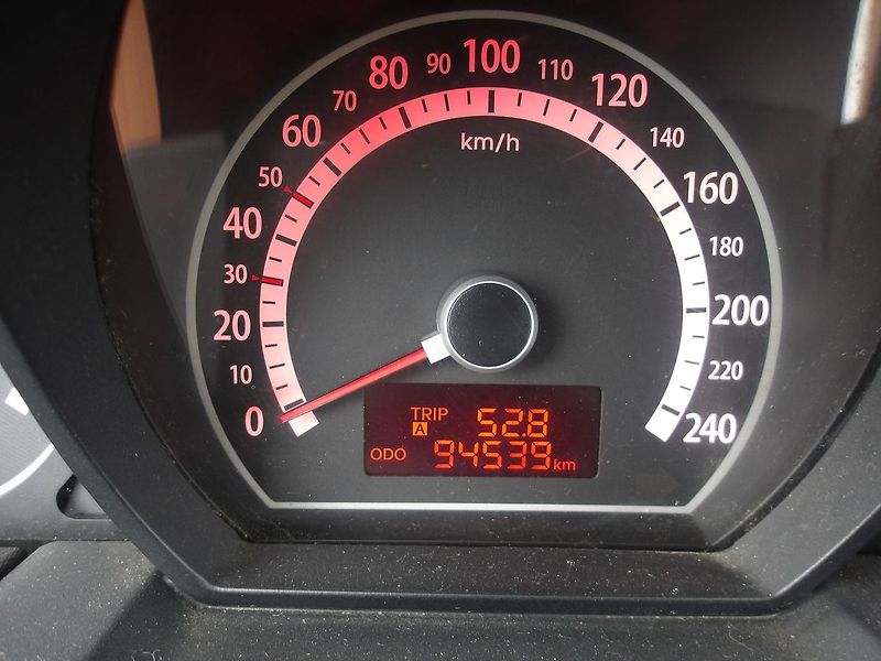 Kia Ceed 1,4i ČR ! NAJ.94000 km !!! Ser - fotka 21 z 34