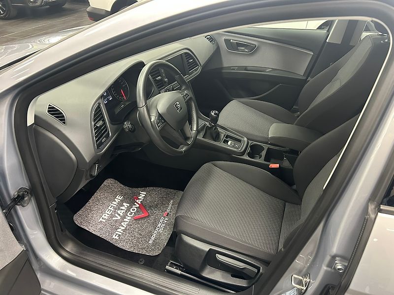 Seat Leon (2020) 1.5 TGI MAN 2020 záruka 1R - fotka 13 z 55