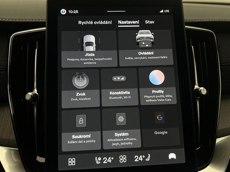 Volvo XC90 (2026) T8 AWD PLUS BRIGHT - fotka 39 z 50