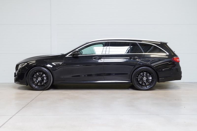 Mercedes-Benz Třídy E 63 AMG,4m,Klima.sed,ACC,Pano - fotka 5 z 43
