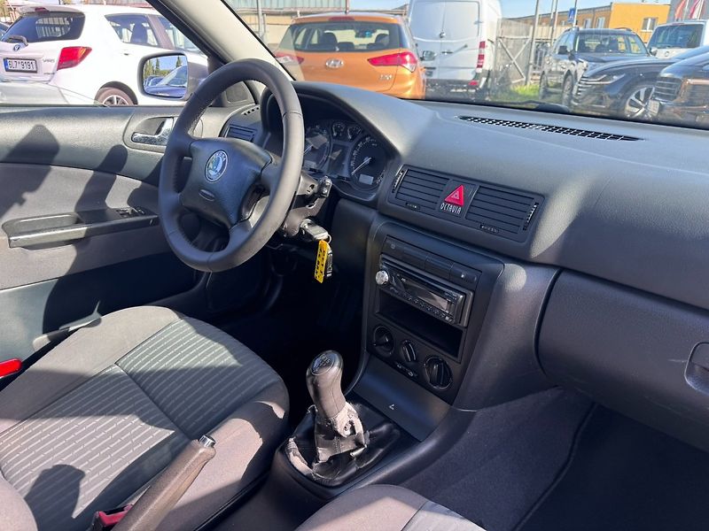 Škoda Octavia (2006) 1,6 MPI 75 KW KILOMETRY - fotka 34 z 45