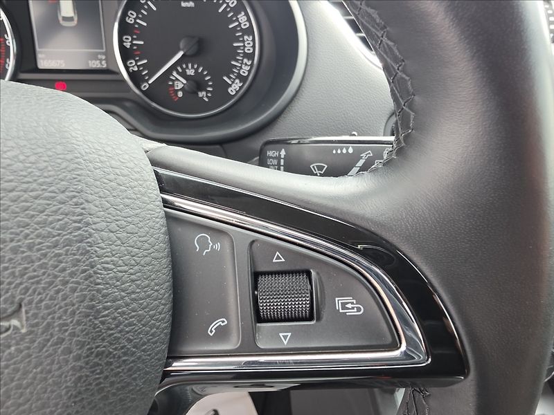 Škoda Octavia III 2,0TDi 110KW 4X4 Elegance - fotka 18 z 50
