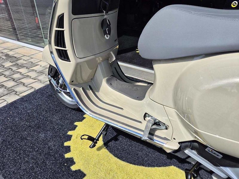 Vespa GTS 125 (2026) E5+ - fotka 11 z 39