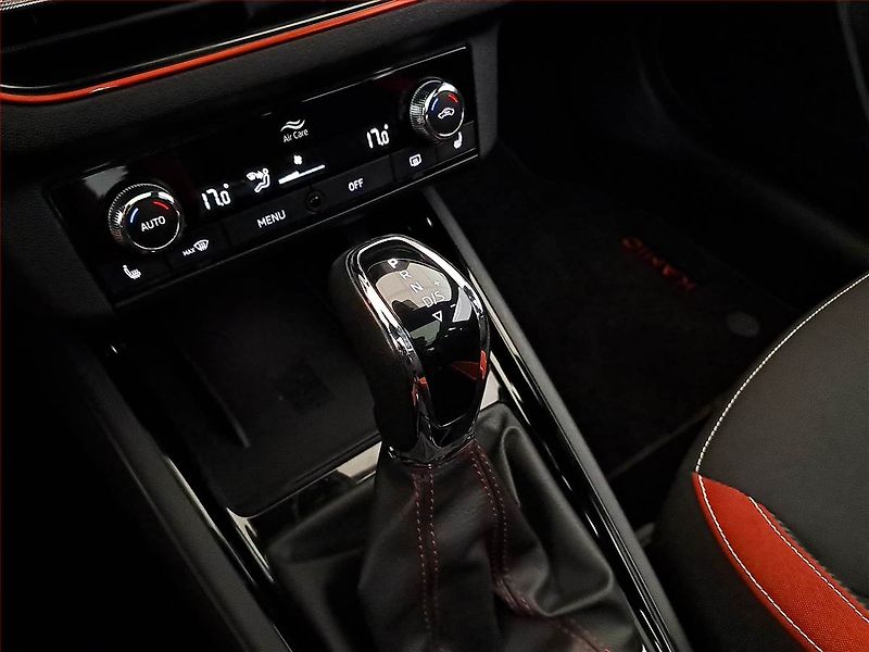 Škoda Kamiq (2022) Monte Carlo 1.0 TSI - fotka 13 z 22