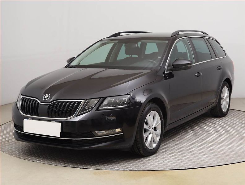 Škoda Octavia (2020) Style 2.0 TDI, Automat - fotka 2 z 21