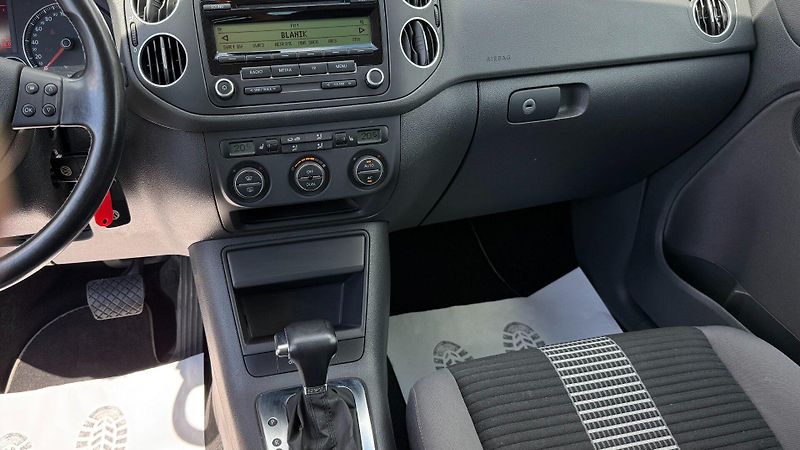 Volkswagen Golf Plus (2008) 1.4TSi 90kW REZERVOVANO - fotka 15 z 24