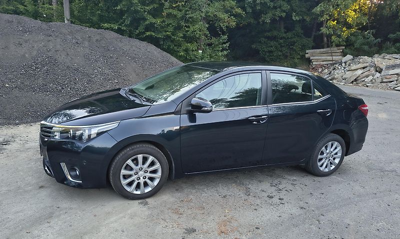 Toyota Corolla (2014) - fotografie inzerátu