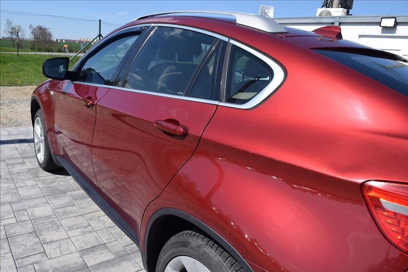 BMW X6 3,0 d 210KW AUTOMAT PO SERVISE - fotka 11 z 50