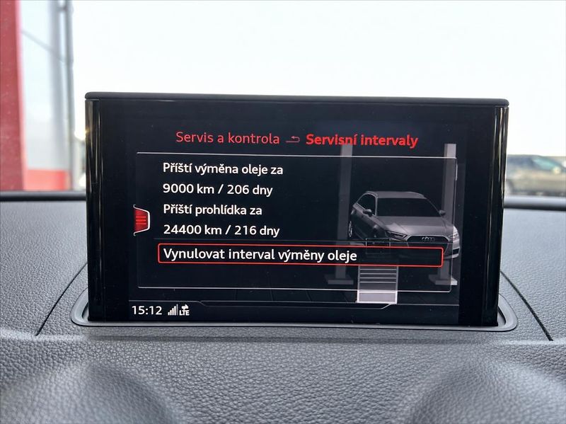 Audi A3 35 TFSi  LED  KLIMA  110kw - fotka 31 z 41