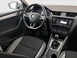 Škoda Octavia (2016) 1.6 TDI, Navi, Tempomat - náhled 7