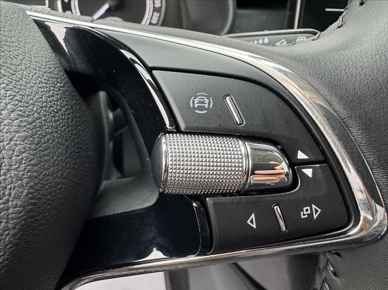 Škoda Kamiq 1,5 TSI STYLE DPH 1maj původČR - fotka 31 z 50