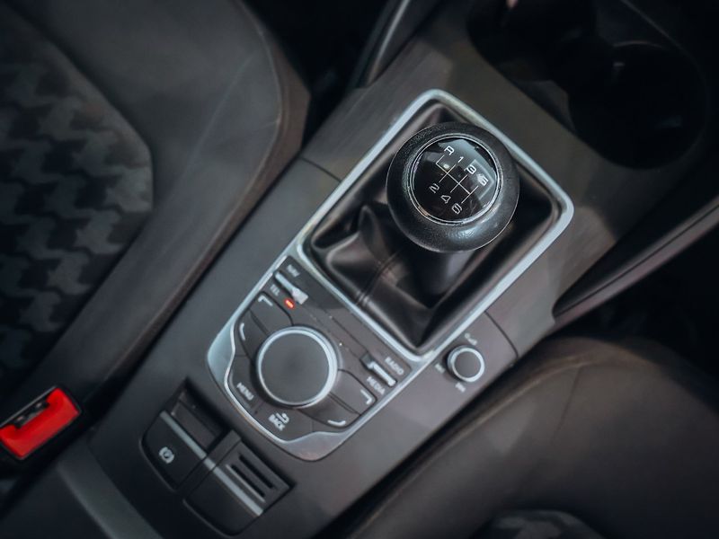 Audi A3 1.6TDI 85kW - fotka 26 z 32