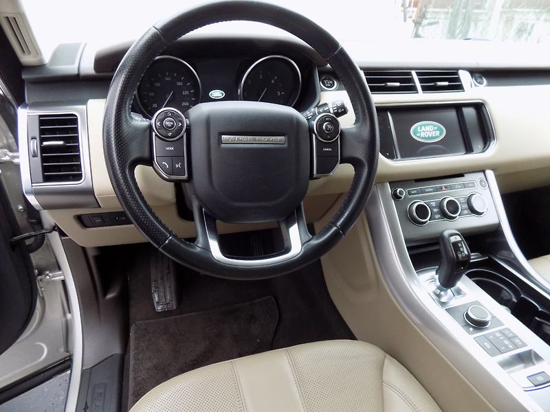 Land Rover Range Rover Sport (2016) 3.0TDV6/HSE/AWD/1.maj.ČR/AT/ - fotka 24 z 45