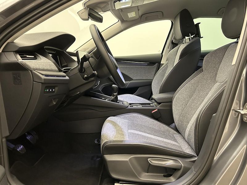 Škoda Octavia 2.0 TDI Top selection - fotka 21 z 29