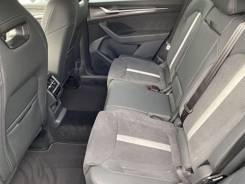 Škoda Kodiaq (2025) 2,0 TDI 142 kW 4x4 DSG Sportli - fotka 8 z 40