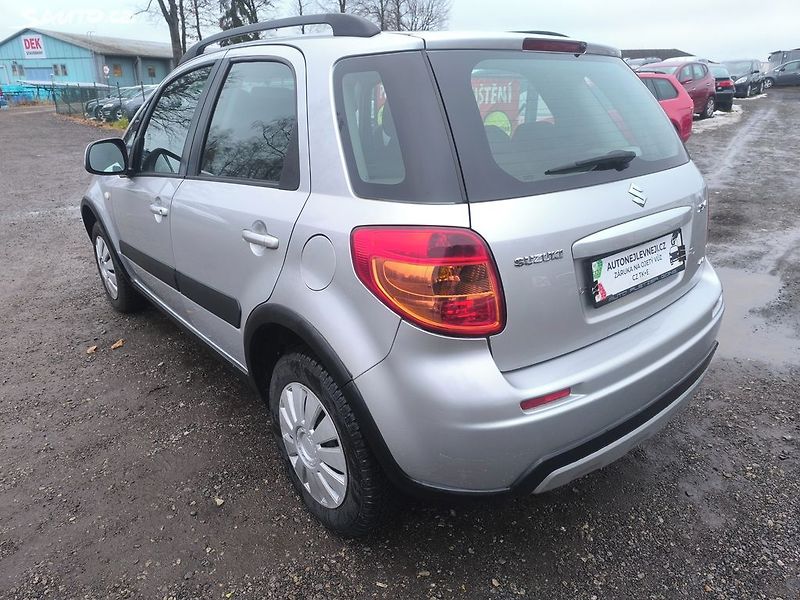 Suzuki SX4 4X4,KRÁSNÝ,95KM,1MAJ74L,VÝBAVA - fotka 5 z 22