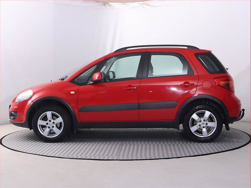 Suzuki SX4 (2012) 1.6 VVT, 4X4, Vyhř. sedaček - fotka 3 z 16