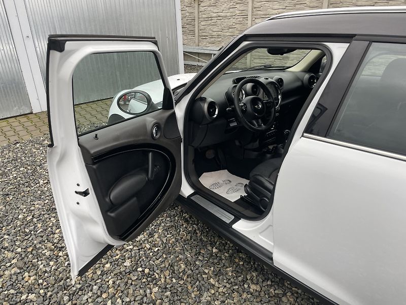 Mini Countryman 2.0SD 110PS COOPER D AUTOMAT!! - fotka 108 z 189