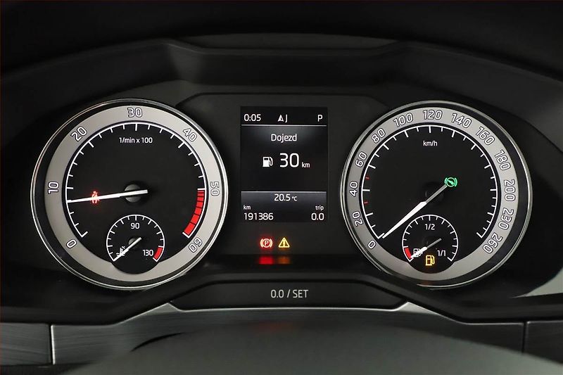 Škoda Superb (2020) Style 1.6 TDI, Automat, Navi - fotka 8 z 20