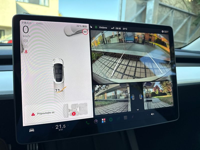 Tesla Model 3 Performance - fotka 14 z 39