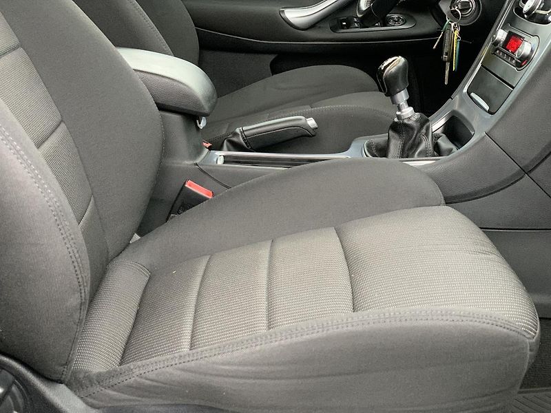 Ford Mondeo 2.0TDCi KLIMA ALU PŮVOD ČR - fotka 34 z 43