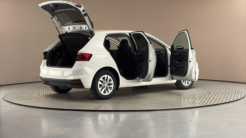 Škoda Fabia 1.0 TSI Style - fotka 6 z 23