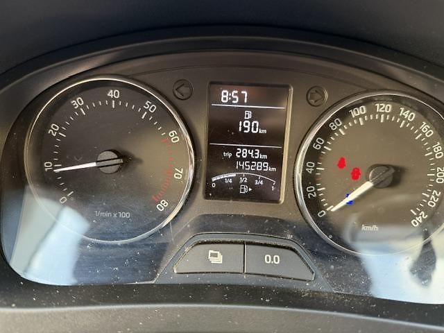 Škoda Rapid (2013) 1,2 TSi/63 kW - fotka 9 z 12