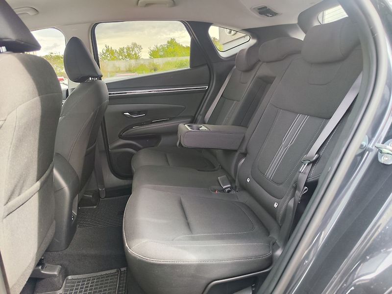 Hyundai Tucson 1.6 T-GDI/110kW Smart DCT MHEV - fotka 10 z 31