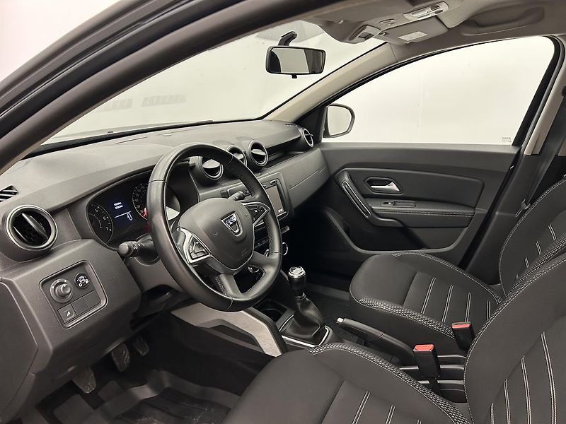 Dacia Duster 1.0 TCe Comfort - fotka 6 z 24