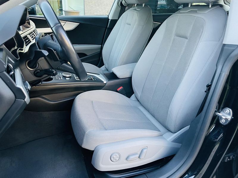 Audi A5 2.0i 140KW AUT KAMERY SERVISKA - fotka 28 z 56