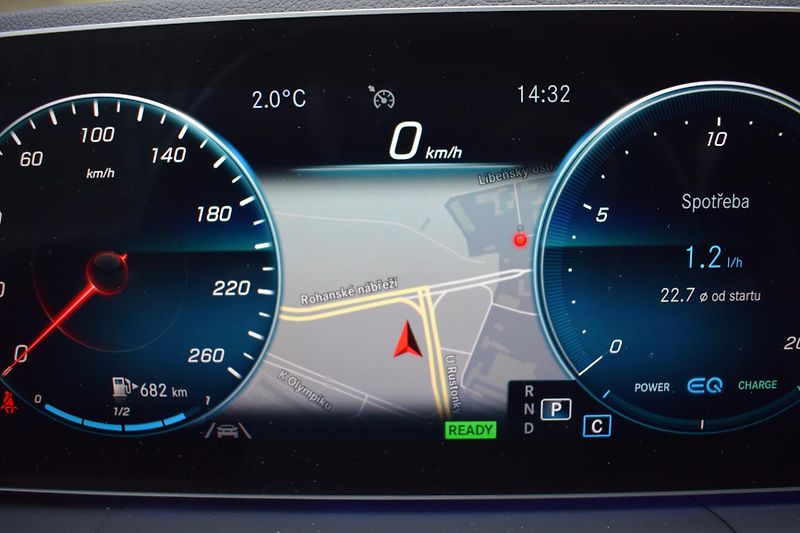 Mercedes-Benz GLE (2020) 450/360kam/Distronic/Pamětsed - fotka 13 z 59