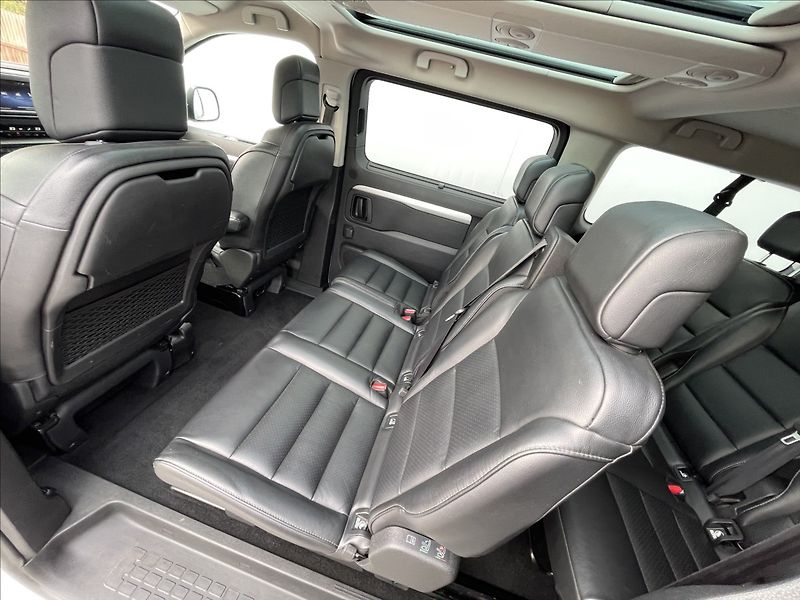 Toyota ProAce Verso 2,0 D-4D L2 Family WEBA 8 Míst - fotka 16 z 24