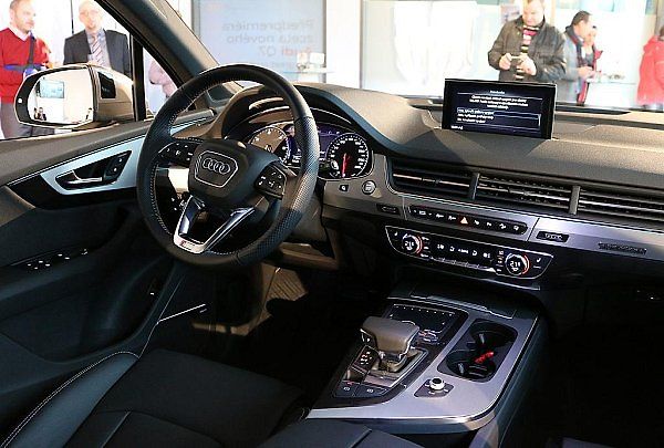 Audi Q7.