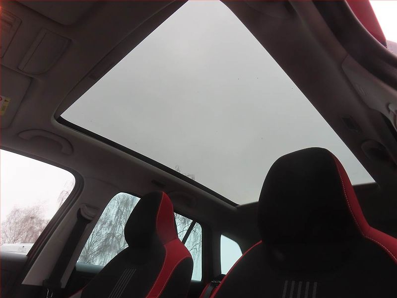 Škoda Fabia (2017) Monte Carlo 1.0 TSI, Automat - fotka 15 z 17
